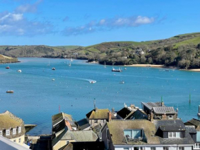 Salcombe - 2 bedroom flat, fantastic harbour views